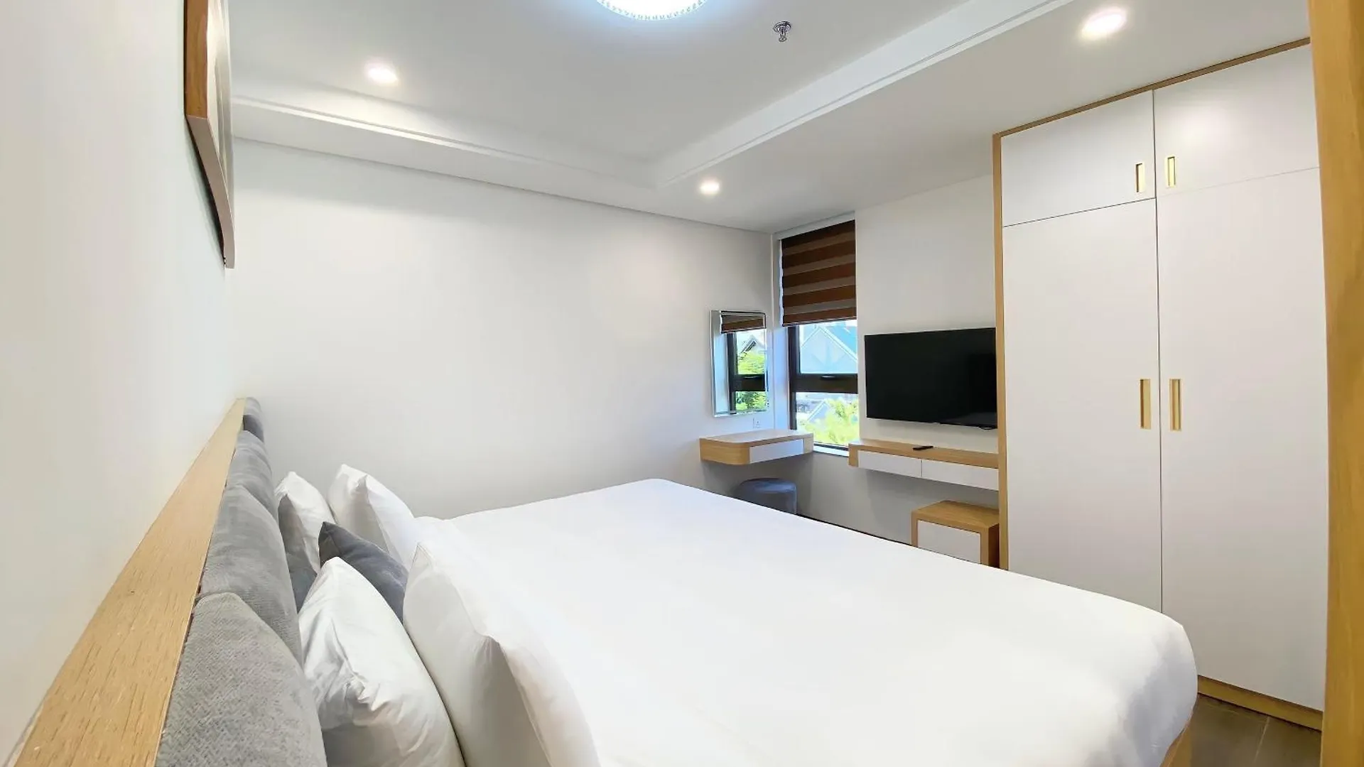 Hsuites Riverside Hotel And Apartment Da Nang