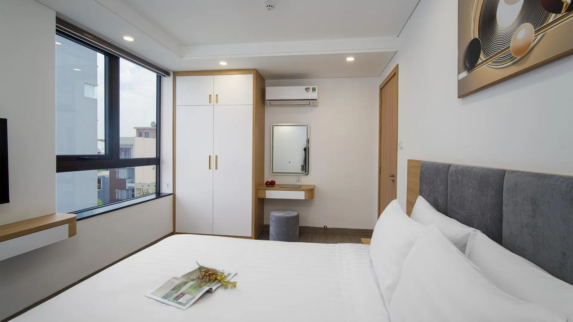 Hotel apartamentowy Hsuites Riverside Hotel And Apartment Da Nang