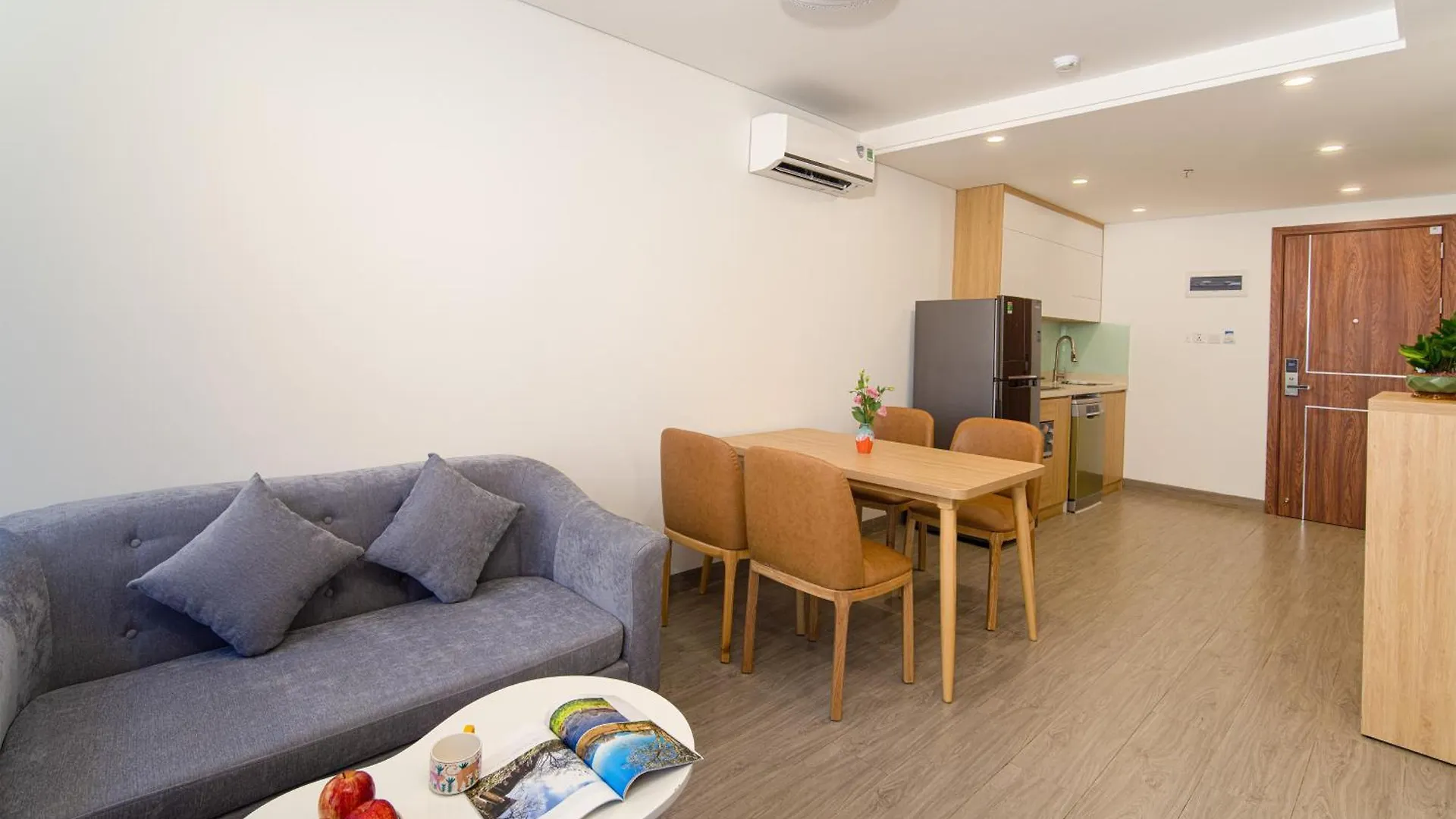 Hsuites Riverside Hotel And Apartment Da Nang 0*,  Vietnam
