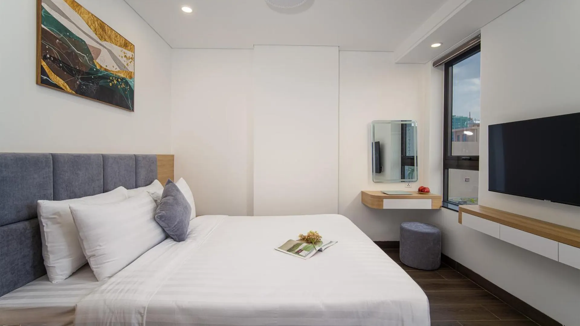 Hsuites Riverside Hotel And Apartment Da Nang
