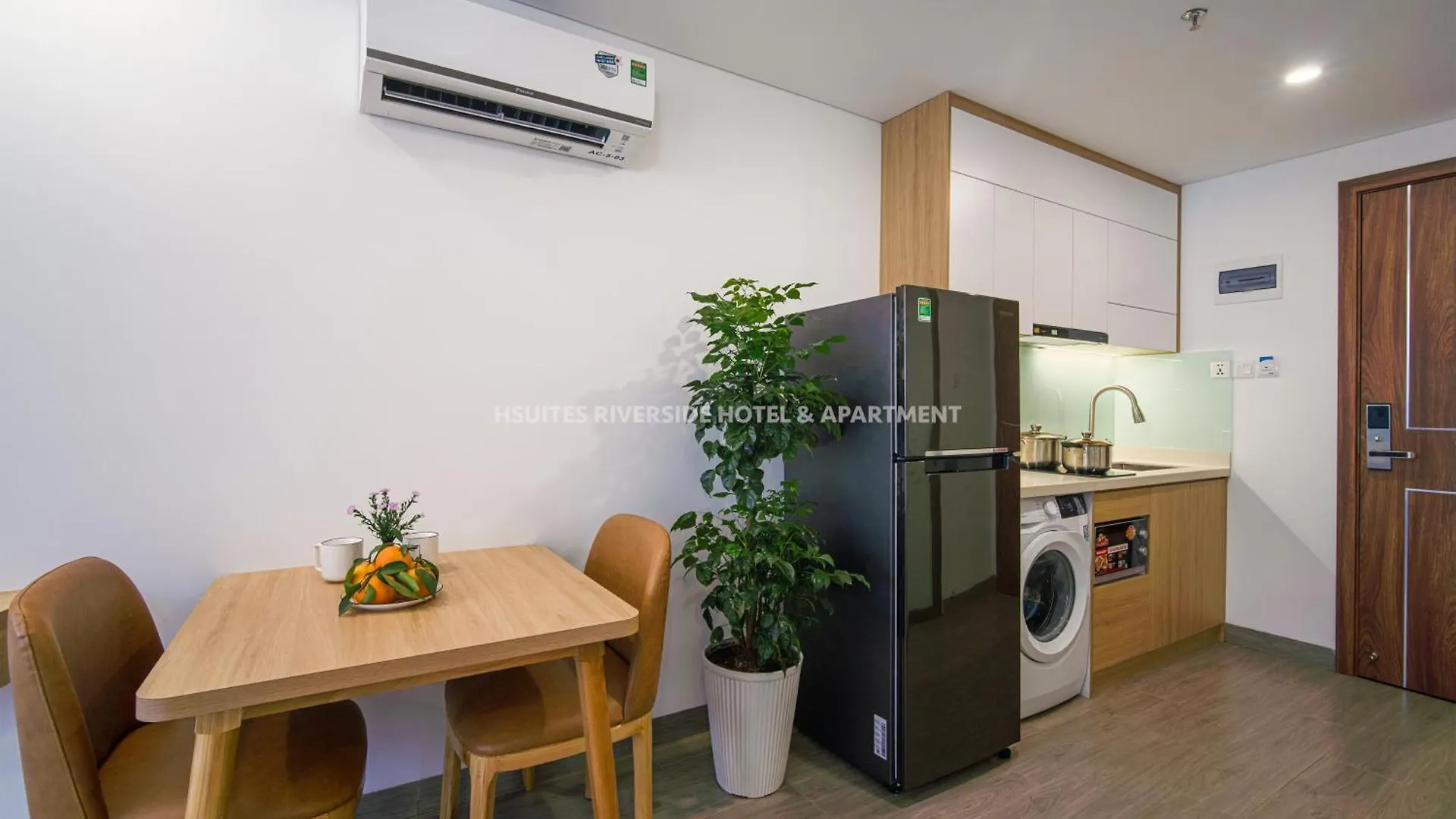 Hsuites Riverside Hotel And Apartment Da Nang Aparthotel
