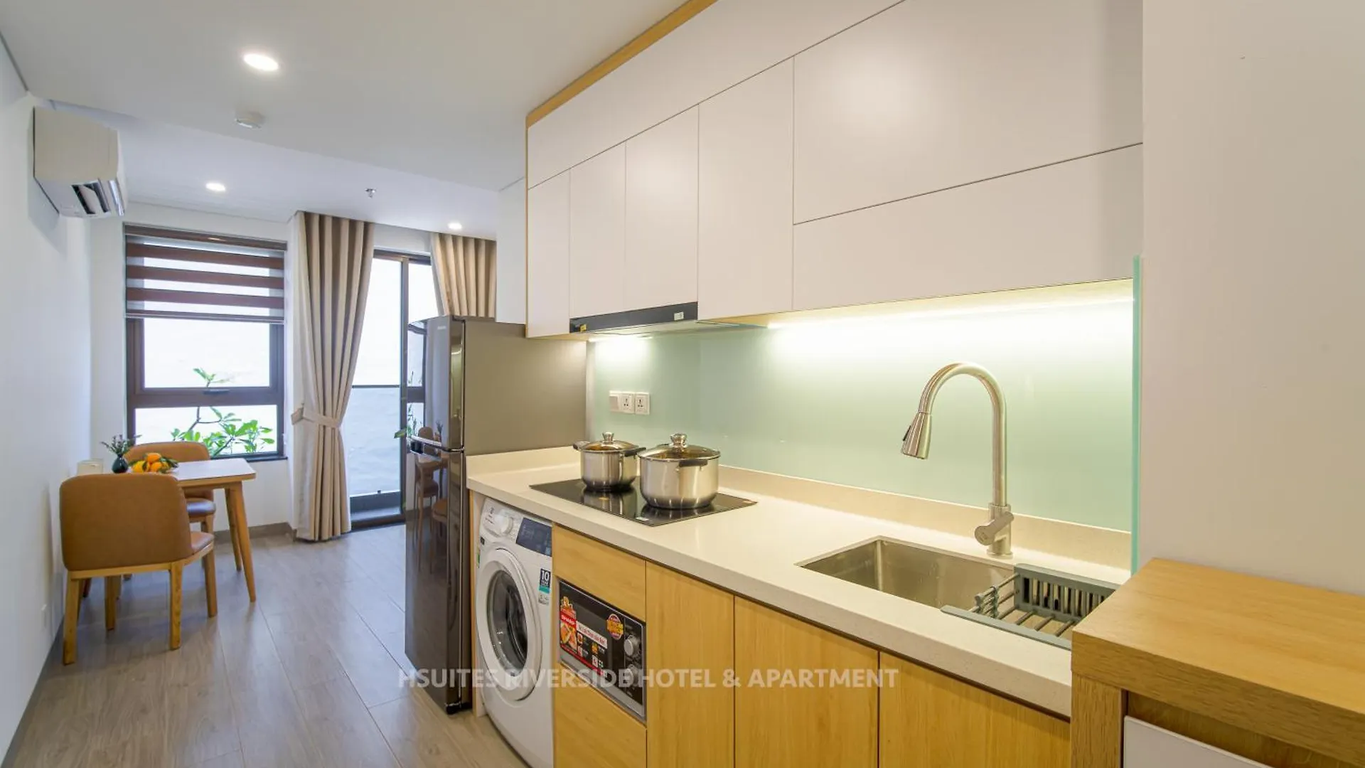 Hsuites Riverside Hotel And Apartment Da Nang 0*,